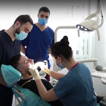Activitate practică în cadrul Departamentului de Medicină Dentară